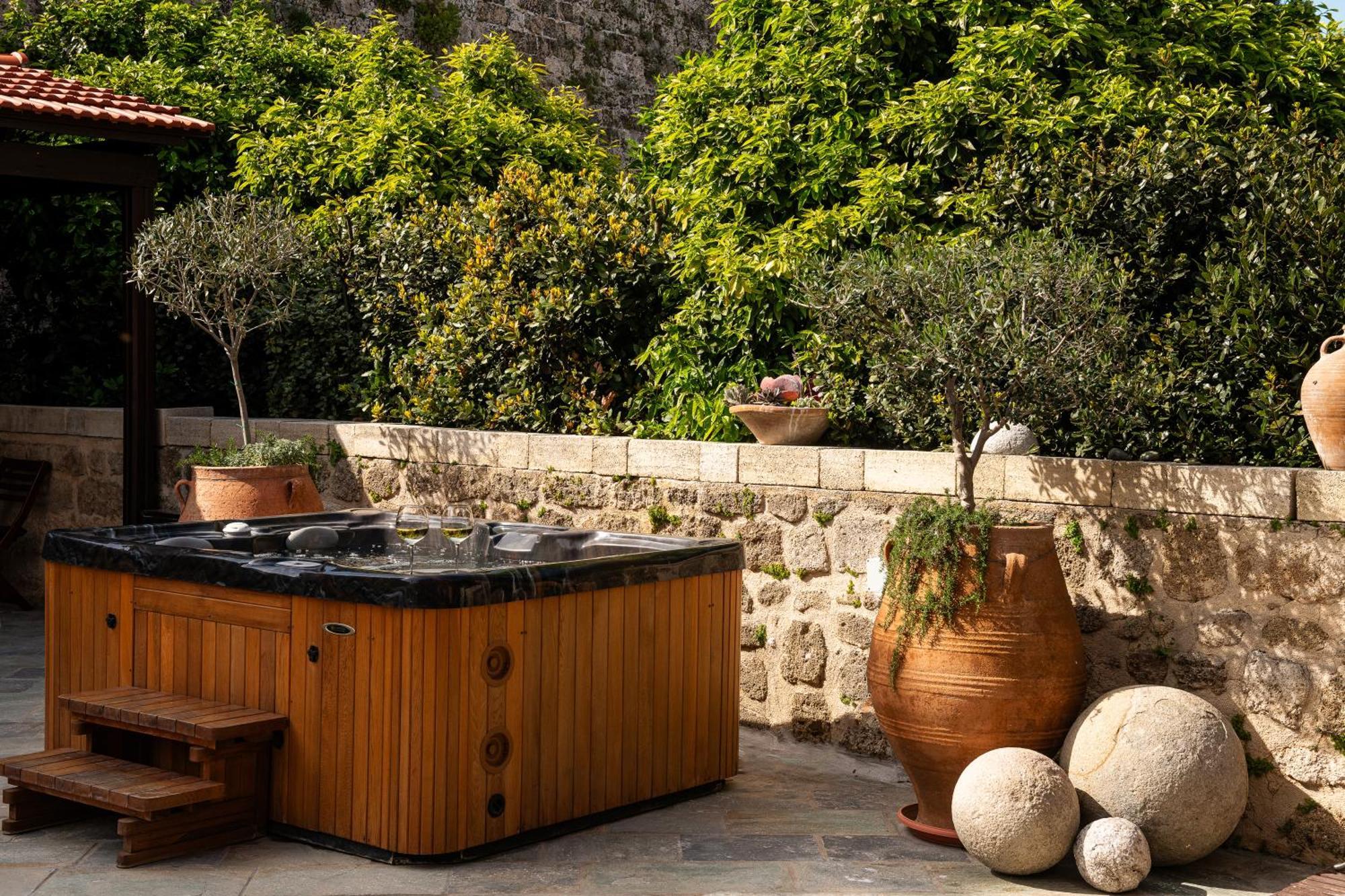 Villa Fluvian Rhodes City ภายนอก รูปภาพ